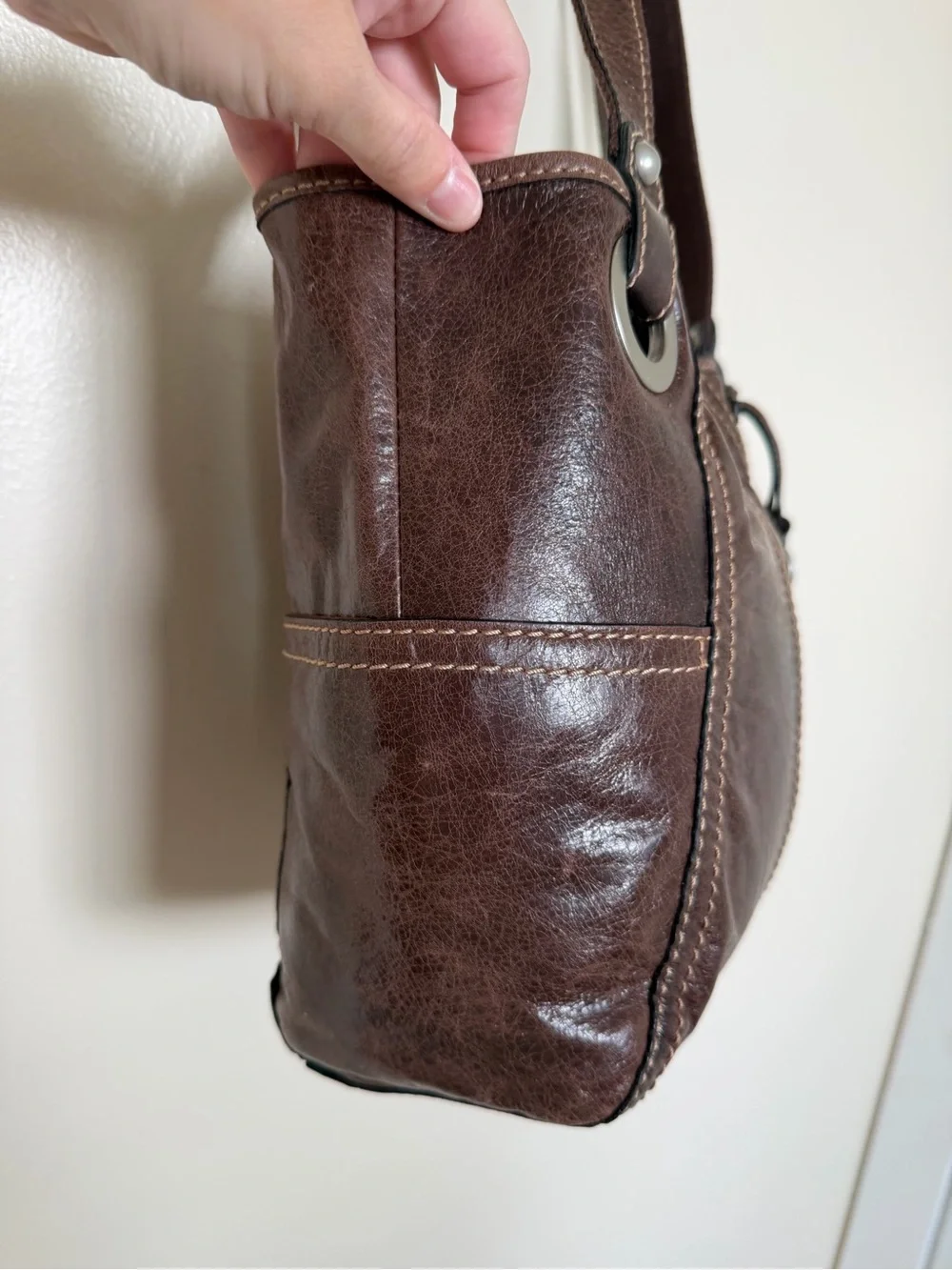 FOSSIL Chocolate Brown Leather Vintage Hobo Shoulder Tote Bag w Silver Key
